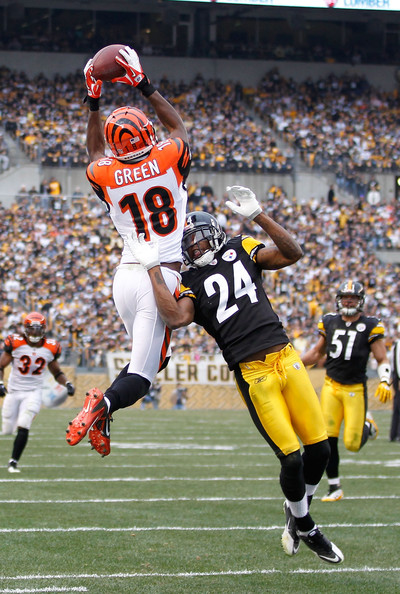 AJ Green Makes Leaping Catch