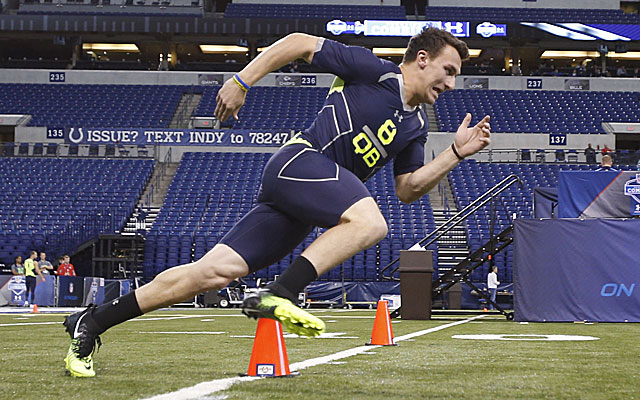 Manziel Runs 3 Cone Drill at NFL Combine